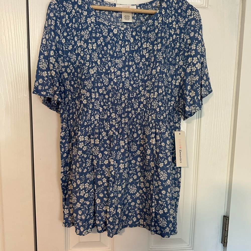 URBAN Romantics Navy Floral Blouse